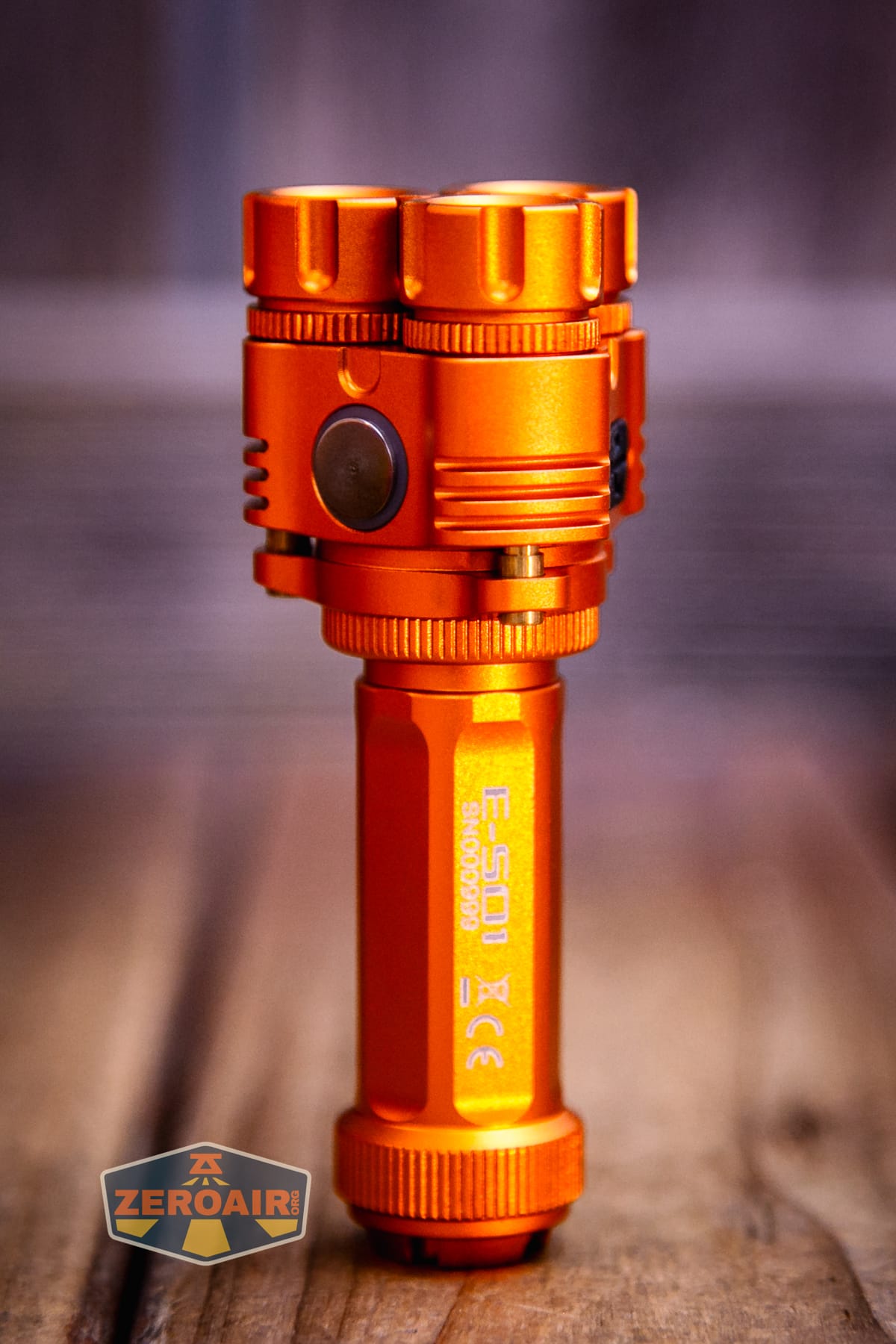 Niwalker ES01 Three Light flashlight showing all sides