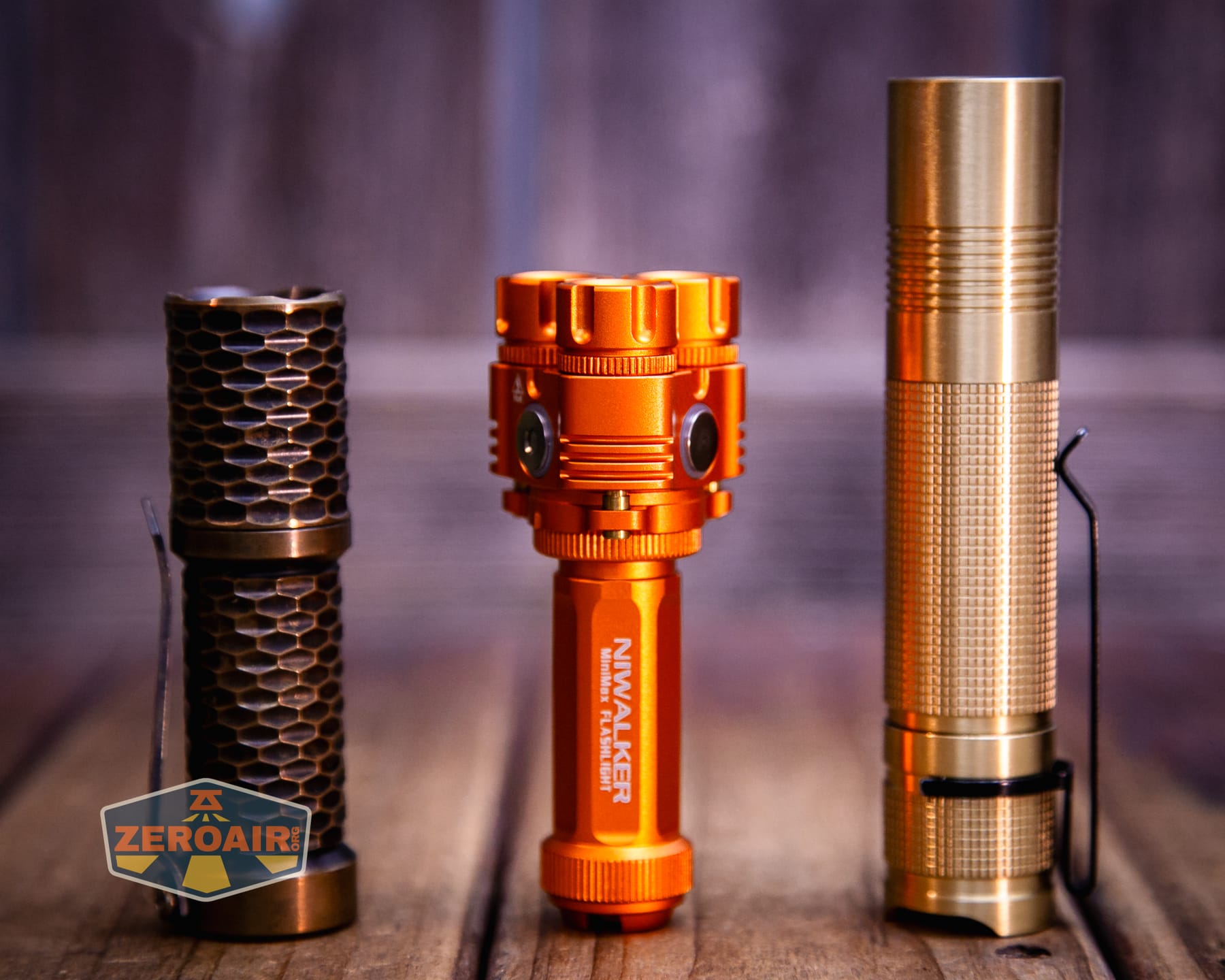 Niwalker ES01 Three Light flashlight with two standard sized flashlights