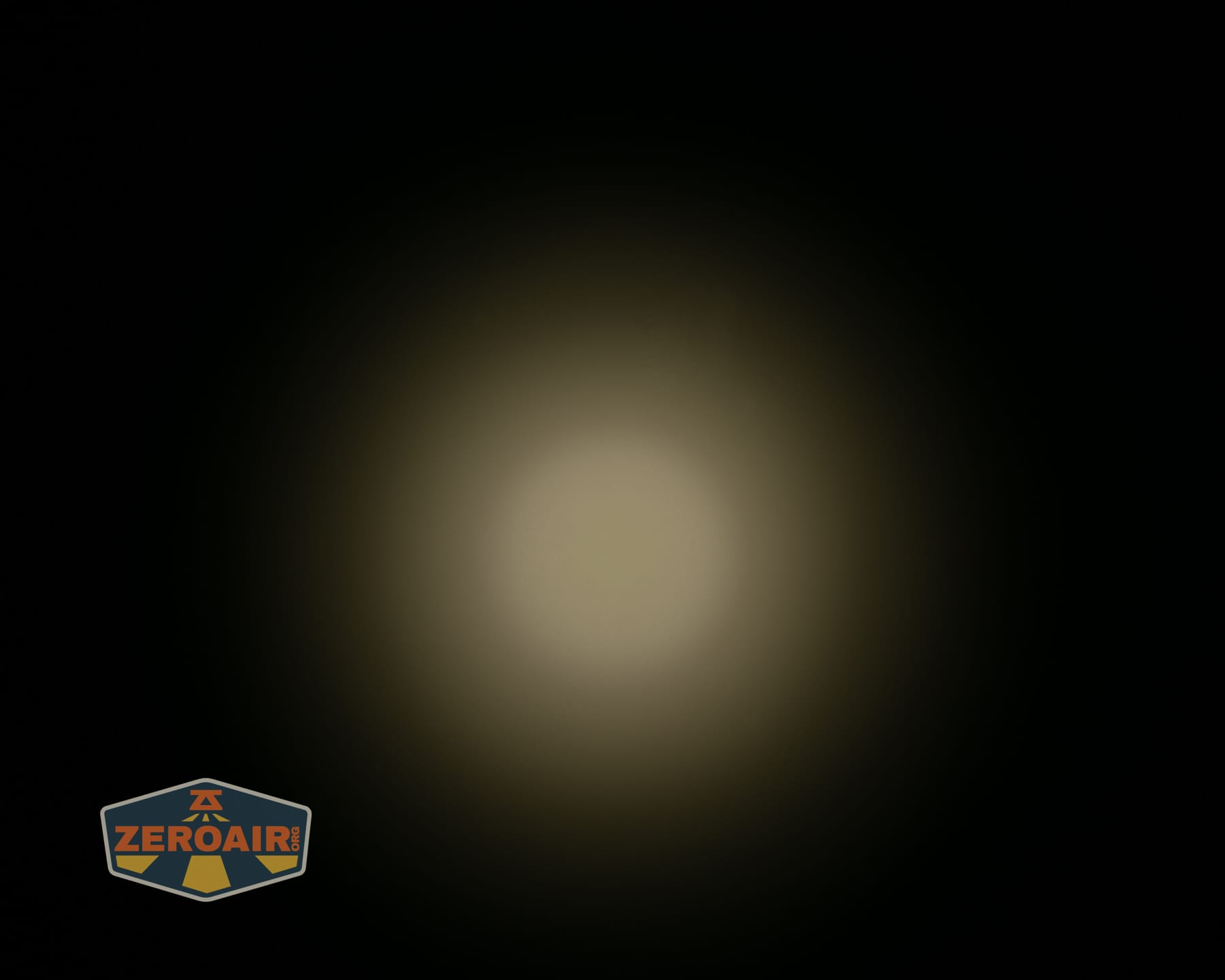 Niwalker ES01 Three Light flashlight beamshots on ceiling