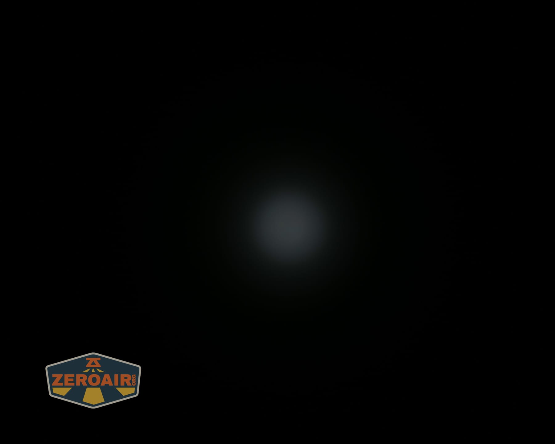 Niwalker ES01 Three Light flashlight beamshots on ceiling