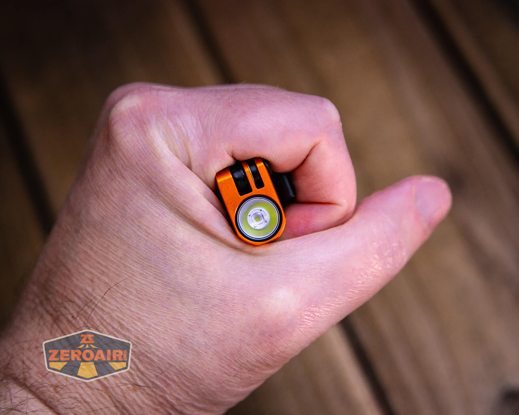 Olight Oknife MK in hand