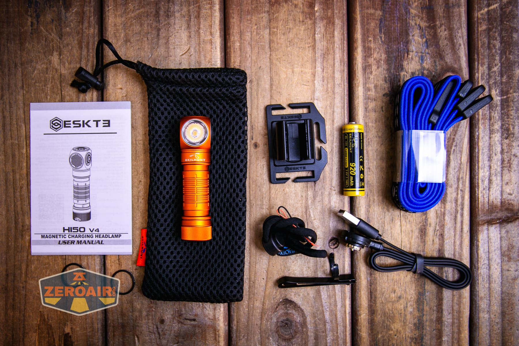 Skilhunt H150V4 3000K headlamp what's included