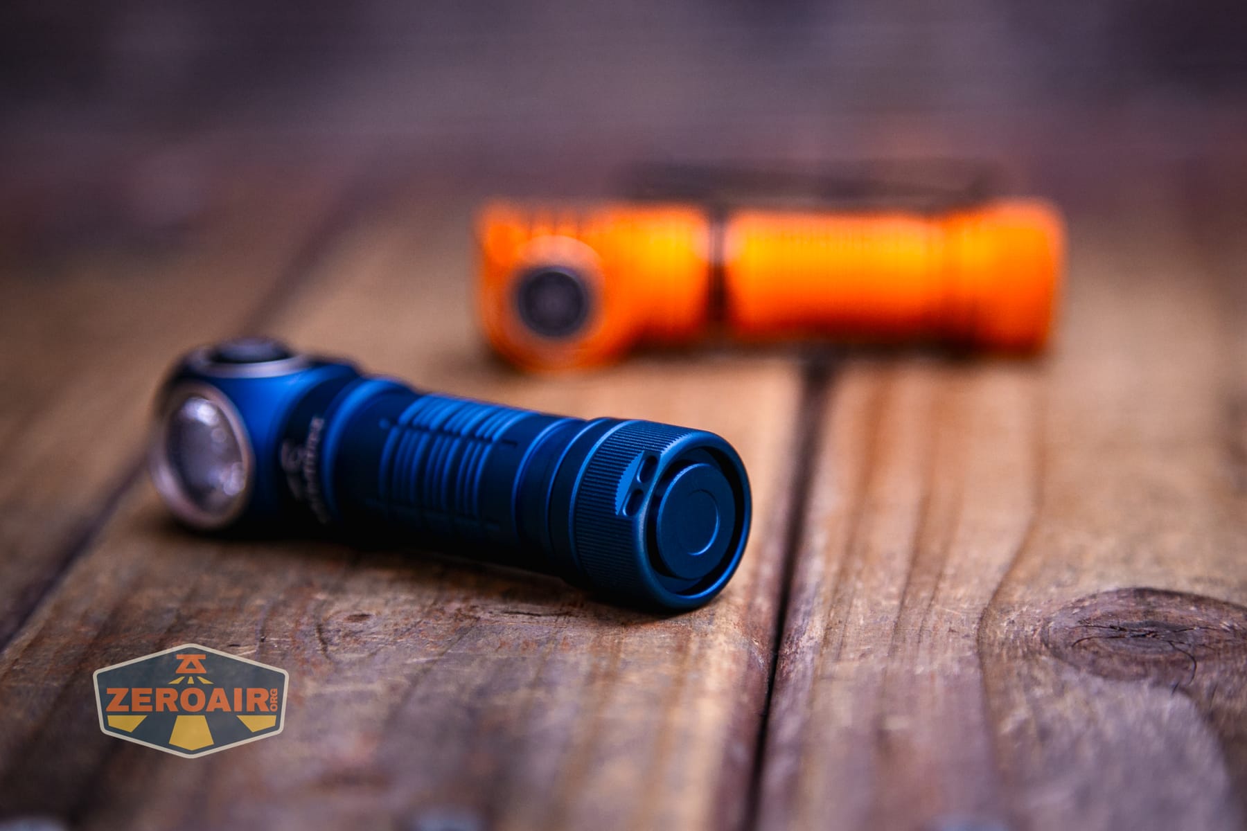 Skilhunt H150V4 5000K headlamp lanyard hole