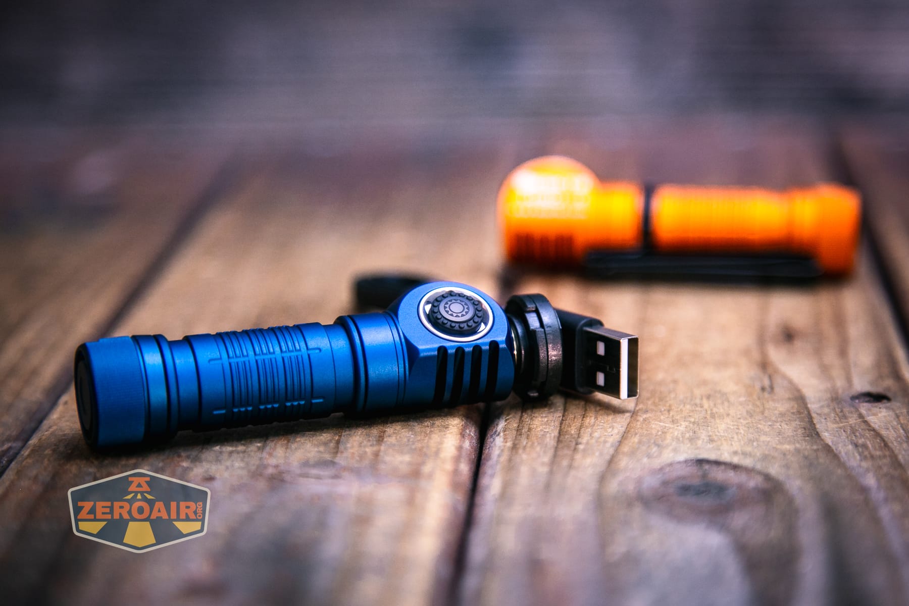 Skilhunt H150V4 headlamp charging port in use