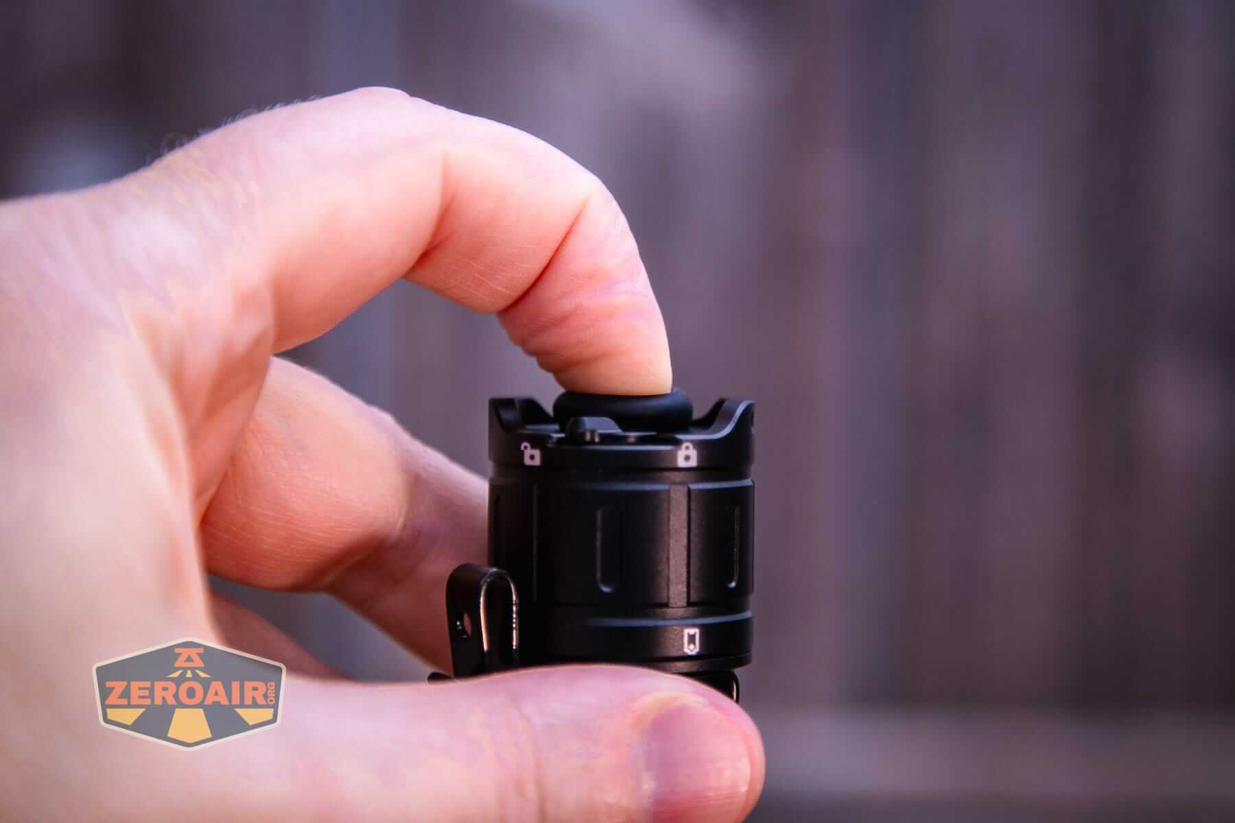 Sofirn SK31 Tactical Duty flashlight switch actuation