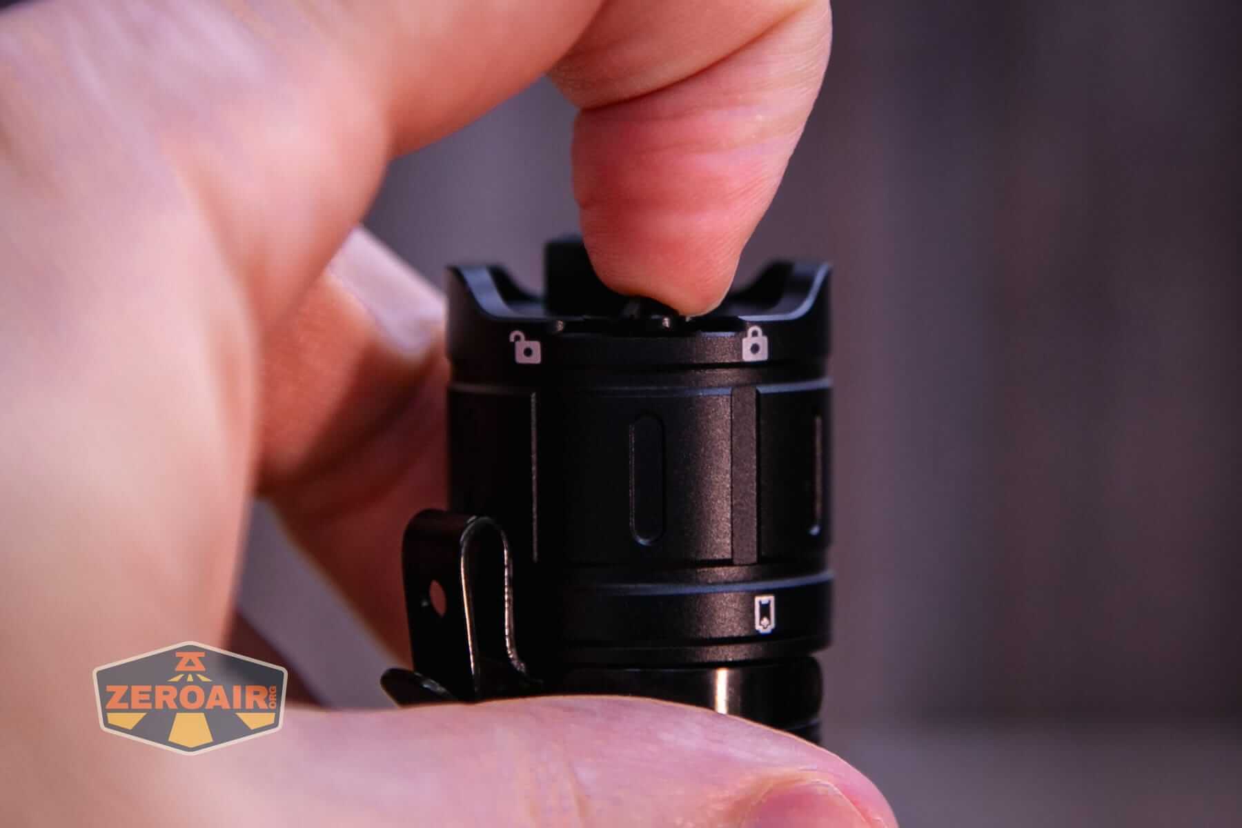 Sofirn SK31 Tactical Duty flashlight selector