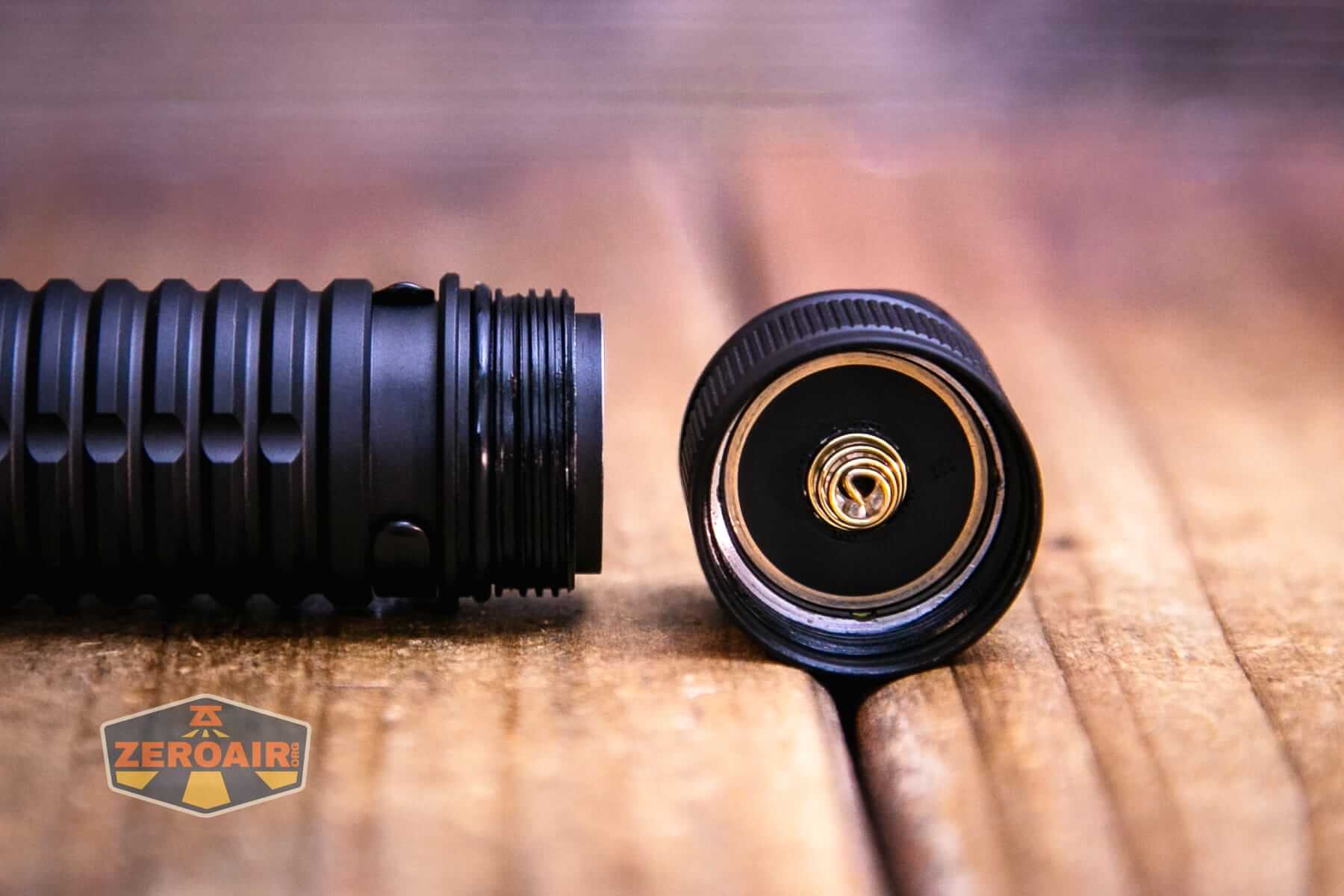 Speras EST UV flashlight tailcap off