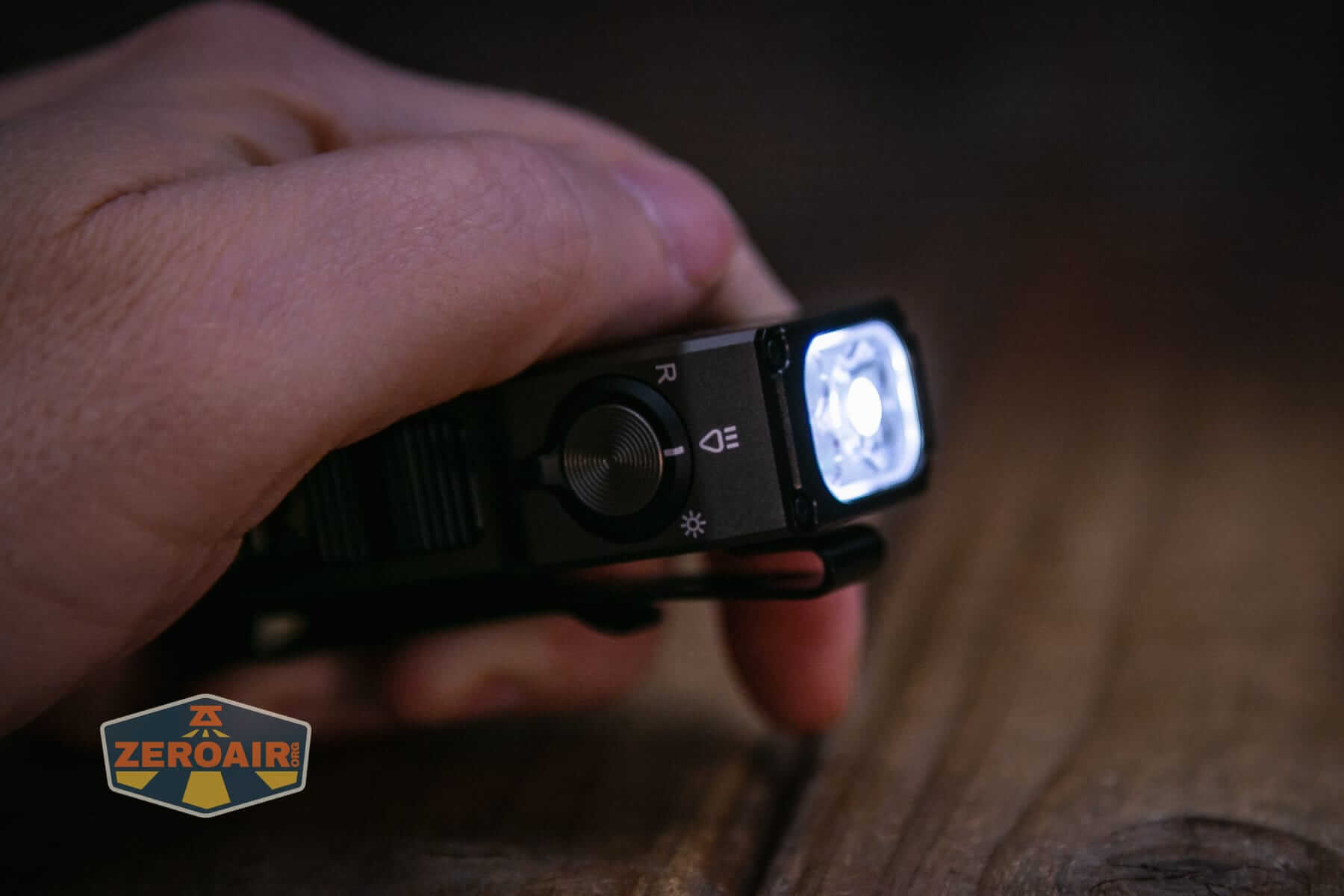Wurkkos HD02 Mini EDC flashlight emitters on