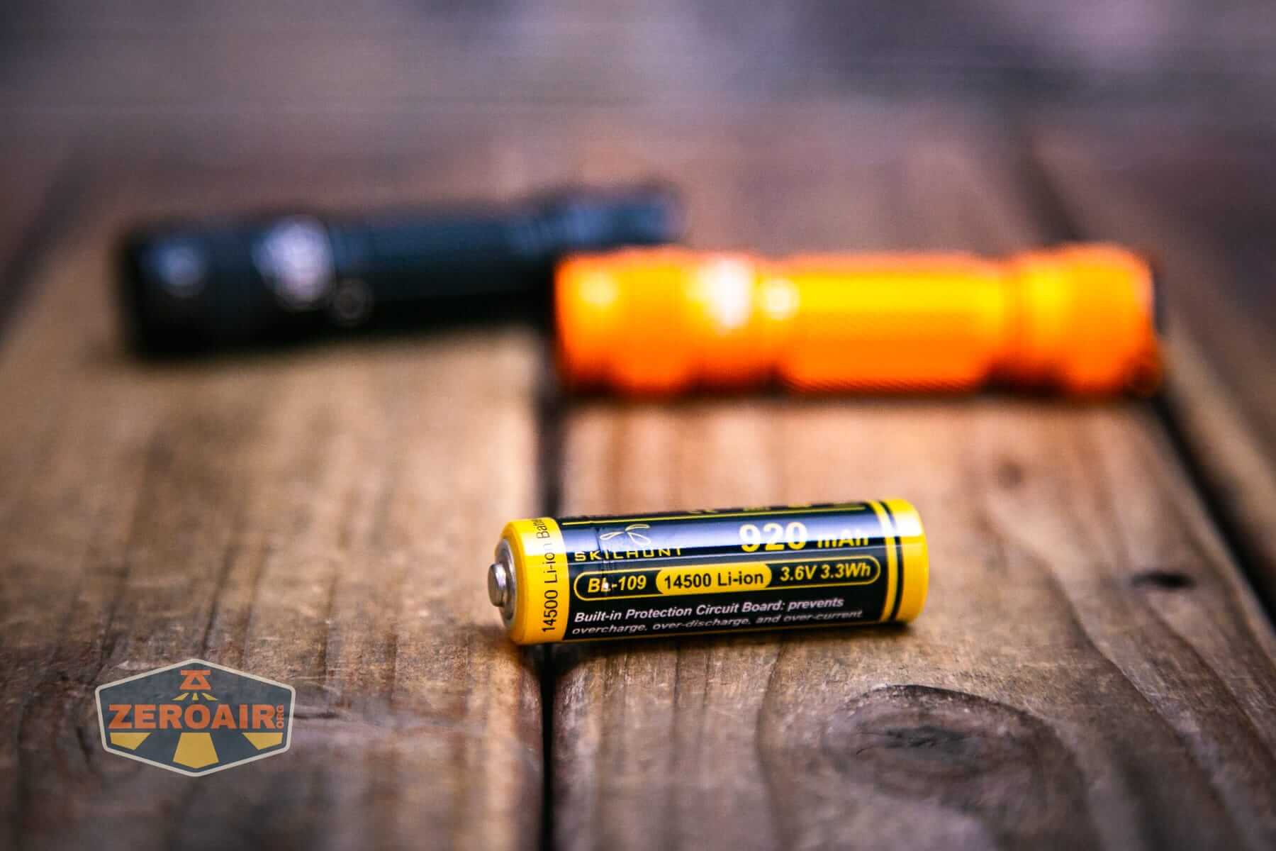 Skilhunt E2A V2 flashlight with included 14500 cell