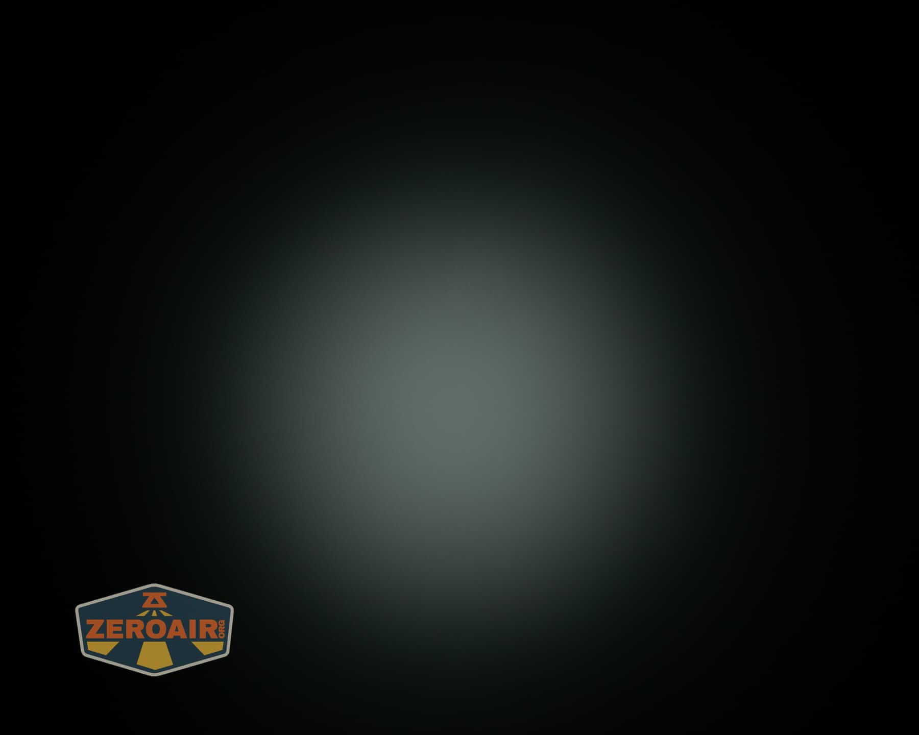 Skilhunt E2A V2 flashlight beamshots on ceiling