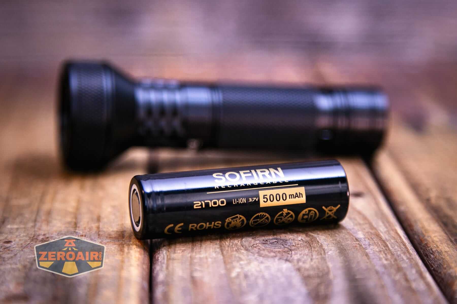 Sofirn IF22A thrower flashlight with included cell