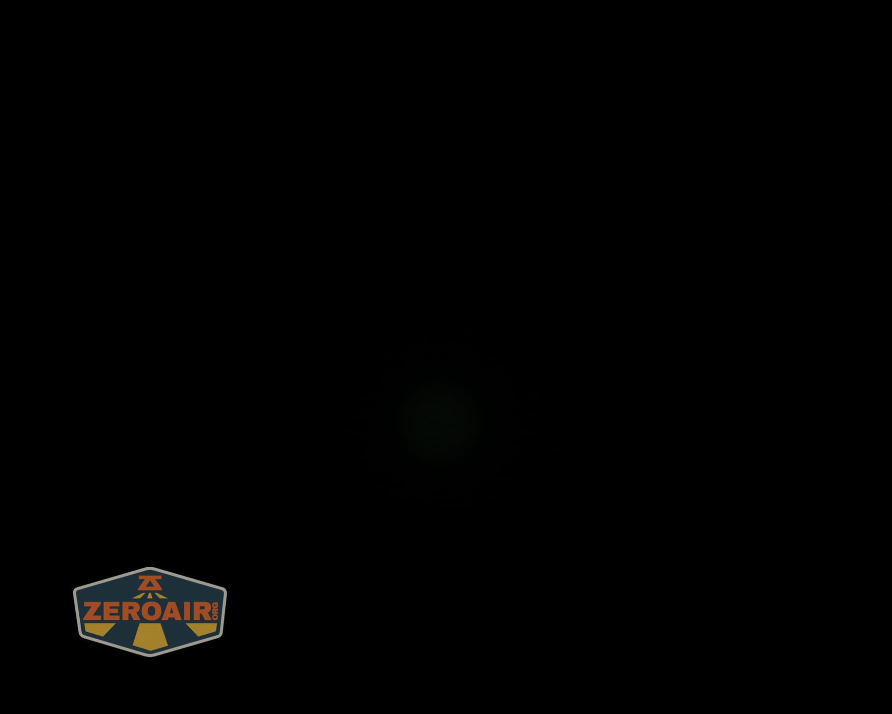 Sofirn IF22A thrower flashlight beamshots on ceiling