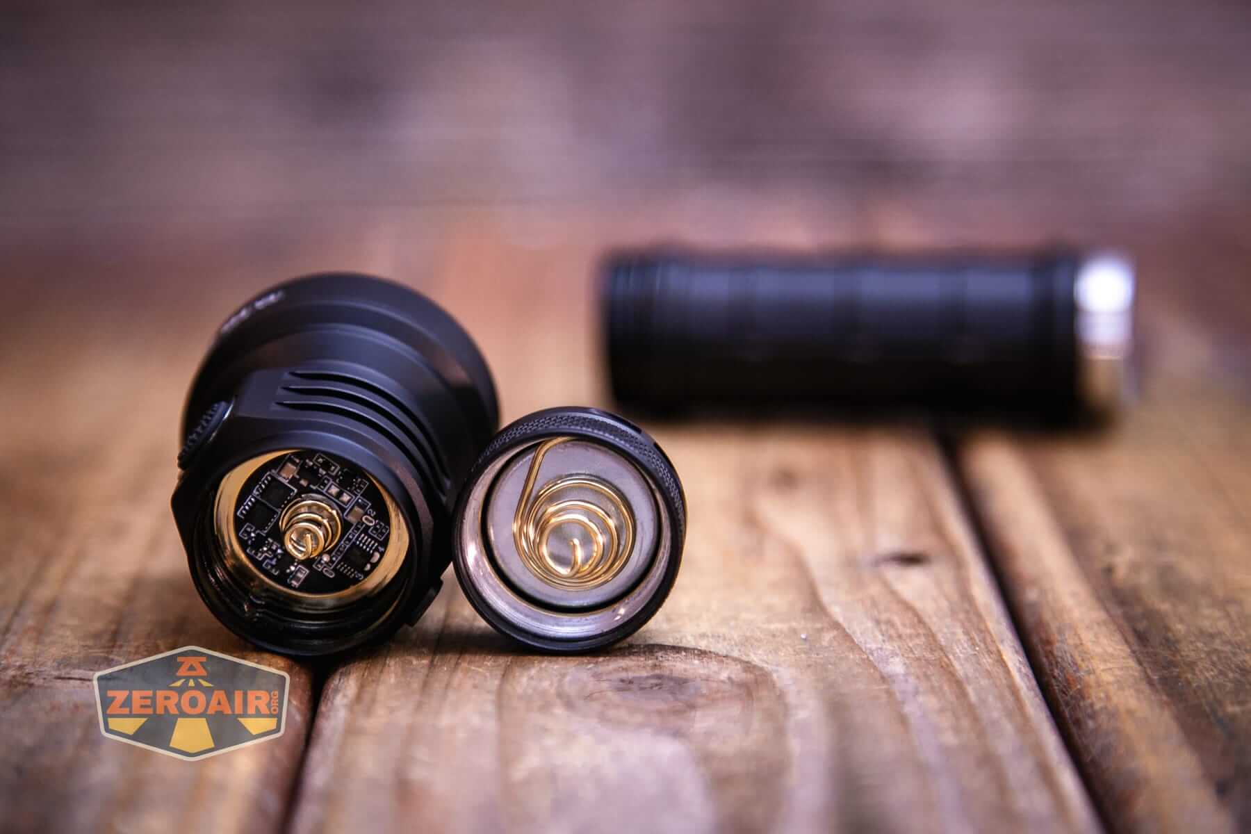 Speras M4 V3 compact EDC flashlight springs