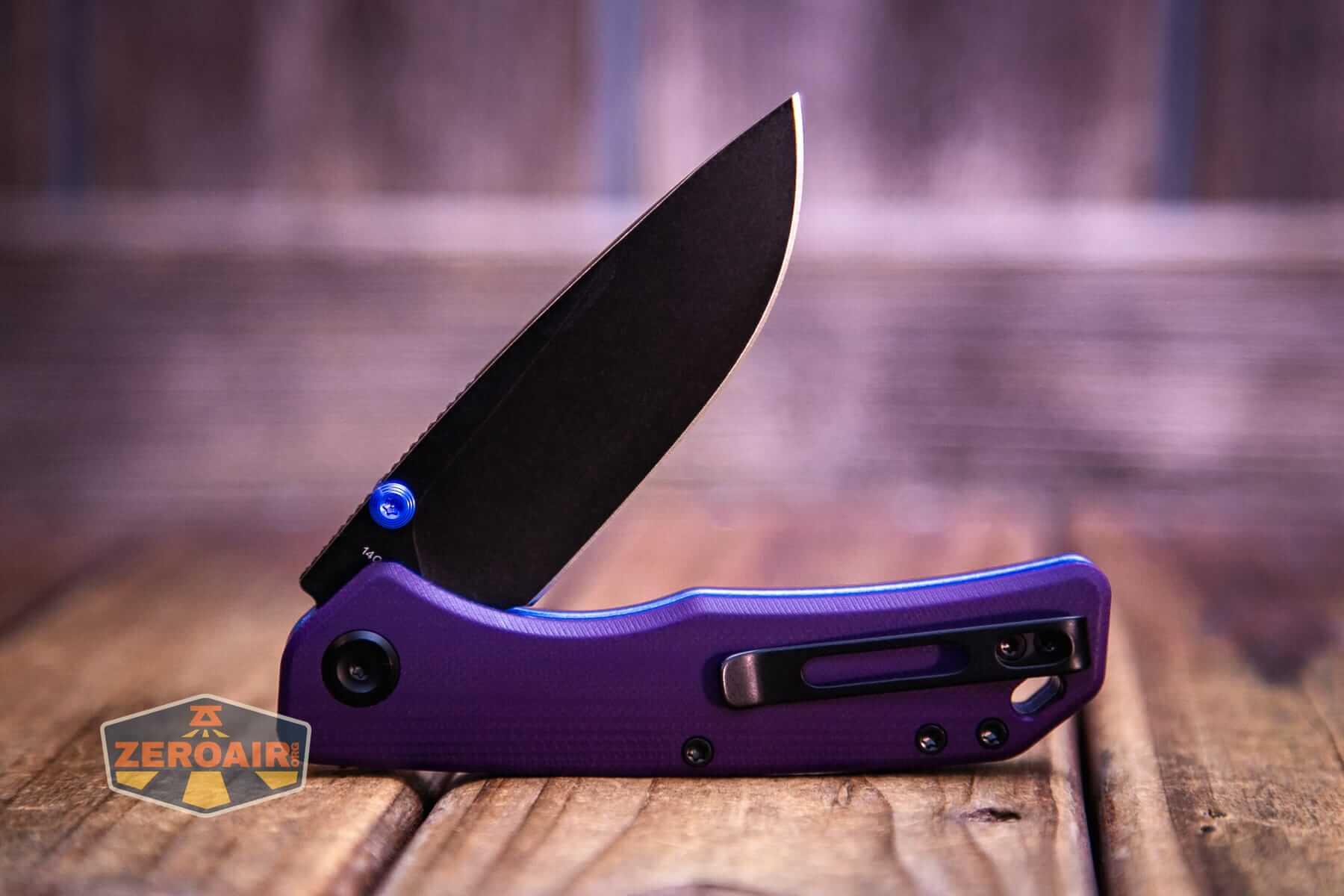 Vosteed Marten 330 Purple knife partially open